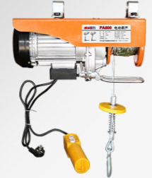 蘭州倉儲物流中心冠航微型電動葫蘆輕松起吊搬運貨物